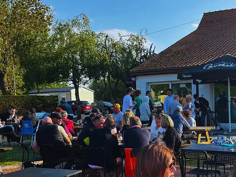 Apéro de bienvenue camping 3 étoiles baie d'Authie